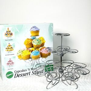 Wilton Cupcakes N More Dessert Stand Holds 13 Cupcakes NEW